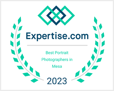 Award badge showing Magical Memories by Michelle as one of Mesa’s best senior portrait photographers.